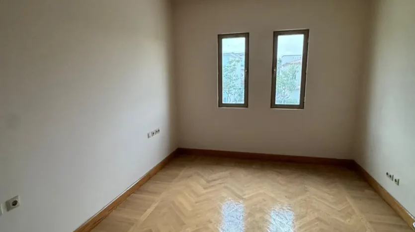 فيلا فاخرة للبيع في أب تاون كايرو