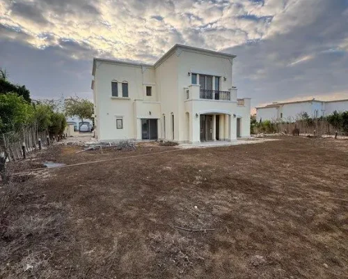 فيلا فاخرة للبيع في أب تاون كايرو